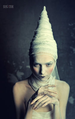 Poisonheart / Fine Art  Fotografie von Model Anna Abstraction ★33 | STRKNG