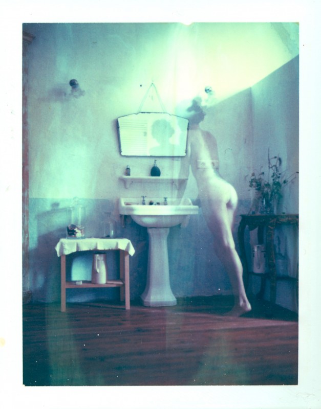 The bathroom - &copy; Lili Cranberrie | Instant Film