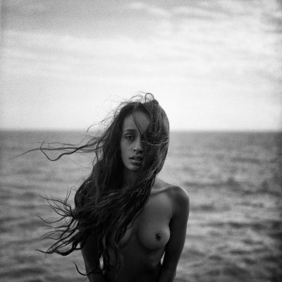 Maeva / Nude  Fotografie von Fotografin angelique.boissiere ★45 | STRKNG