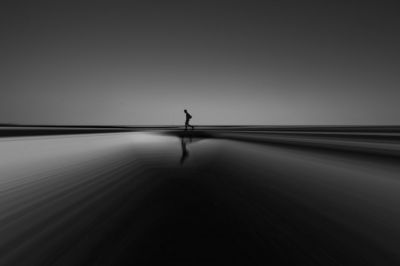 Morning run / Schwarz-weiss  Fotografie von Fotograf Karim bouchareb ★17 | STRKNG