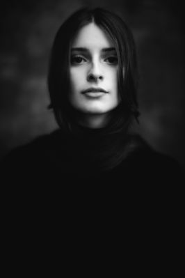Antonia / Portrait  Fotografie von Fotograf Rainer Moster ★15 | STRKNG