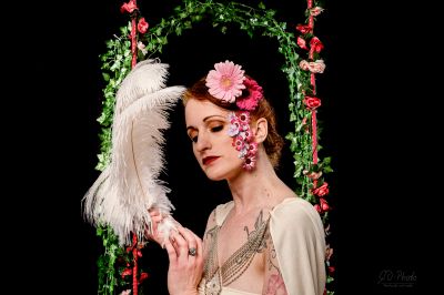 Alfons Mucha - Style / Portrait  photography by Photographer AD-Photo | STRKNG