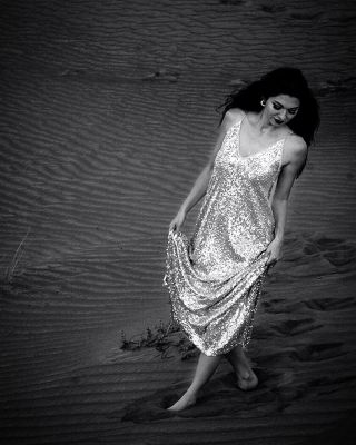 Wandering Alone / Portrait  Fotografie von Fotograf photogglenn | STRKNG