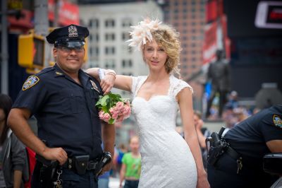 All the best from NYPD :-) / Wedding  photography by Photographer Urs Gerber ★3 | STRKNG
