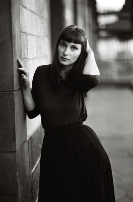 Lisa / Menschen  Fotografie von Fotograf Frank Buttenbender ★4 | STRKNG