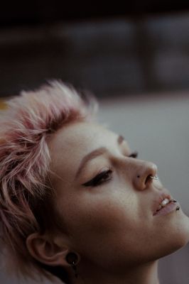 Neulich in Hamburg / Portrait  photography by Photographer Olli Gräf ★9 | STRKNG