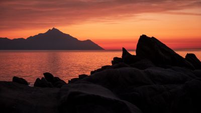 Red sunrise / Landscapes  Fotografie von Fotograf Y. Adrian | STRKNG