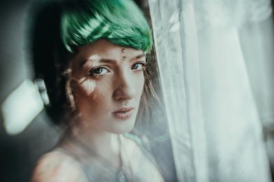 there is a light that never goes out / Portrait  Fotografie von Fotografin Mrs Theatralisch ★4 | STRKNG