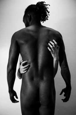 Inseparably Combined / Nude  Fotografie von Fotograf Jamie Thißen-Betts ★4 | STRKNG