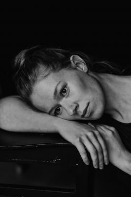 Feline Zimmermann // Schauspielerin / Portrait  photography by Photographer Katrin Freund ★4 | STRKNG