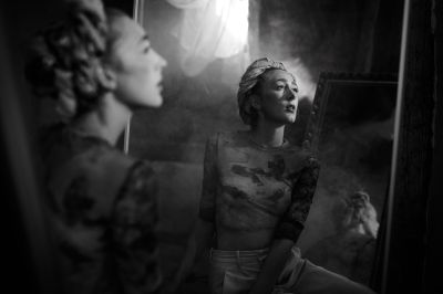 In between / Schwarz-weiss  Fotografie von Fotograf Olaf Korbanek ★26 | STRKNG