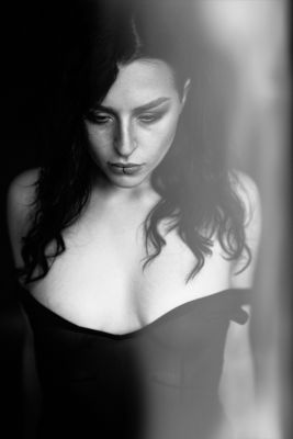 Quinn / Portrait  photography by Photographer Mauro ★6 | STRKNG