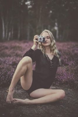 Photograph the photographer / Menschen  Fotografie von Model Annuschka ★7 | STRKNG