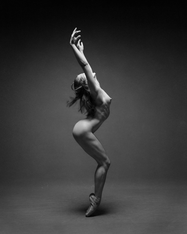 Alors On Danse - &copy; Max Sammet | Nude