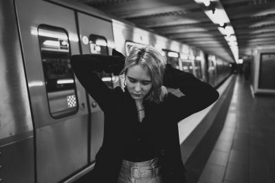 Subway / Schwarz-weiss  Fotografie von Fotograf Jens Holbein ★3 | STRKNG