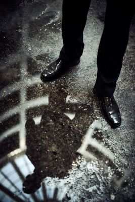 Men In Black / Stadtlandschaften  Fotografie von Fotograf Oliver Viaña ★3 | STRKNG