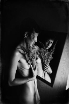 Duality / Nude  photography by Model Irina ludosanu ★18 | STRKNG