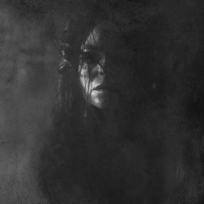 Schwarz-weiss  Fotografie von Fotografin Milica Marković ★27 | STRKNG