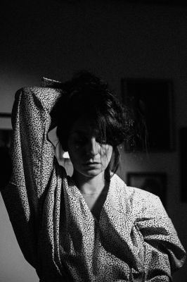 Le vent, le cri / Schwarz-weiss  Fotografie von Fotografin Milica Marković ★26 | STRKNG