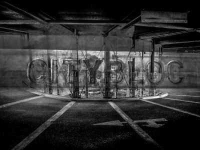CITYBLOC / Schwarz-weiss  Fotografie von Fotograf Gernot Deutschmann | STRKNG