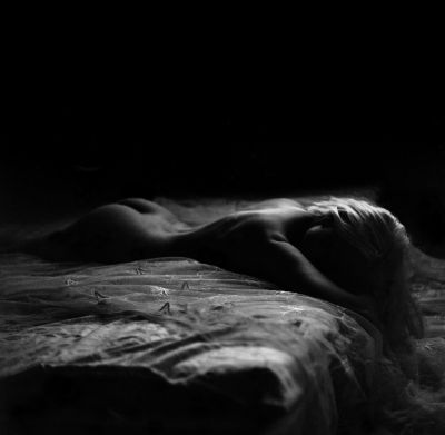 Untitled / Nude  Fotografie von Fotografin Sofi Mdivnishvili ★5 | STRKNG