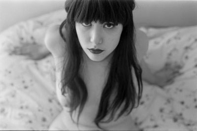 Marie chez elle / Nude  Fotografie von Fotograf Patrick Bories | STRKNG