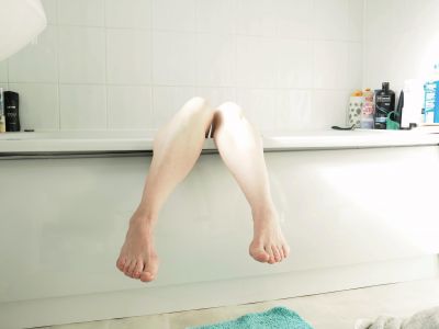 Bathtub anomaly. / Nude  photography by Photographer Eliza Loveheart ★14 | STRKNG