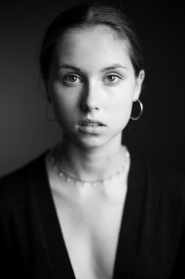 Aneta / Portrait  Fotografie von Fotograf Peter Tkac ★4 | STRKNG