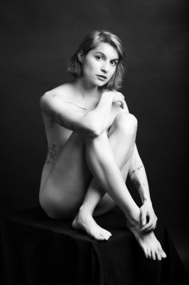 Markéta / Fine Art  Fotografie von Fotograf Peter Tkac ★4 | STRKNG