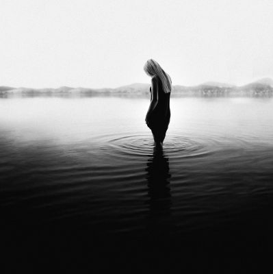 like a waterdrop / Stimmungen  Fotografie von Fotograf Marc Hoppe ★1 | STRKNG