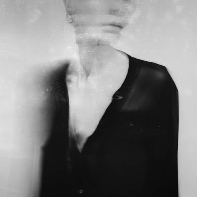 Delete / Schwarz-weiss  Fotografie von Fotografin Annalisa De Luca ★9 | STRKNG