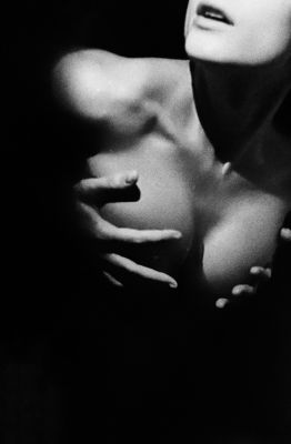 B A T H T U B E / Nude  photography by Photographer Holger Orf ★6 | STRKNG