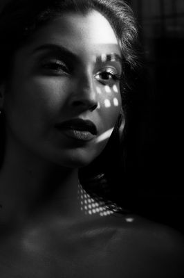 Portrait of Perrine / Portrait  Fotografie von Fotograf Craft Werk 4 ★1 | STRKNG