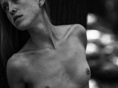 Ajar / Nude  Fotografie von Fotograf Andreas Ebner ★1 | STRKNG