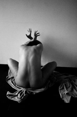 Deer / Conceptual  photography by Photographer Raquel Simba ★4 | STRKNG