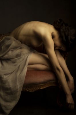 Сalmness / Nude  Fotografie von Fotografin Amira Mukhina ★1 | STRKNG