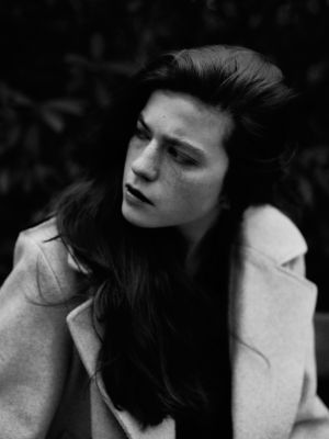 Lara / Mode / Beauty  Fotografie von Fotograf Severin Messenbrink ★3 | STRKNG