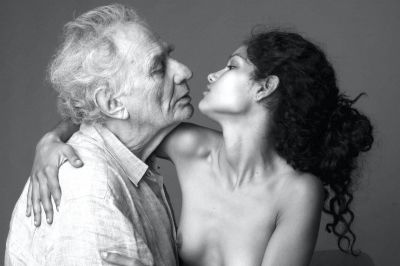 Jean-François Bauret et Dorine, Arles, 2006 / Nude  photography by Photographer Philippe Hirou ★4 | STRKNG