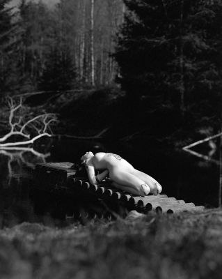 Melancholy at the lake / Nude  photography by Photographer JaKuBe ★1 | STRKNG