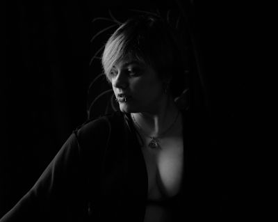 Remembering / Portrait  Fotografie von Fotograf John Harrop ★1 | STRKNG