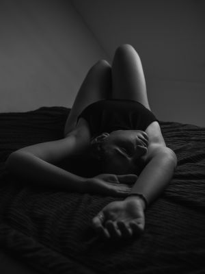 Streck dich / Black and White  photography by Photographer Der Passigraf | STRKNG