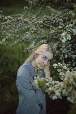 Steppe / Mode / Beauty  Fotografie von Fotograf Florian Hagenbring | STRKNG