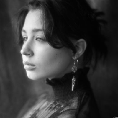 Caterina / Portrait  photography by Photographer Andrea Calamai | STRKNG