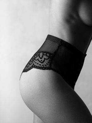 Lucie / Black and White  photography by Photographer Latelier ★7 | STRKNG