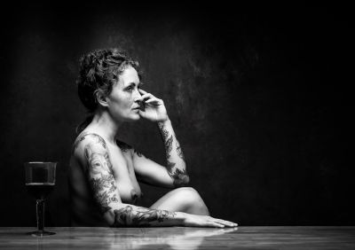 Table with Wine / Nude  photography by Photographer Michael Scheelen - departure99-photoart - ★1 | STRKNG