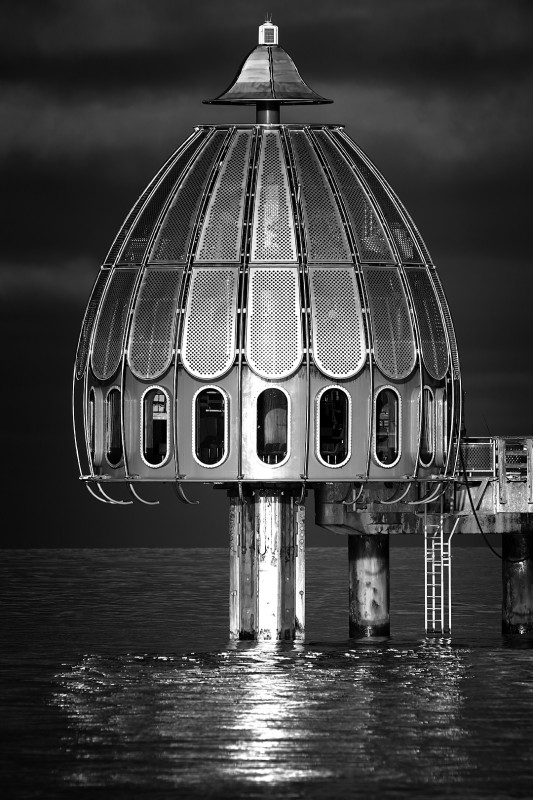 Diving Bell - &copy; Steffen Ebert | Architecture