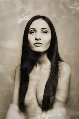 Karina / Portrait  photography by Photographer Alexander Platz ★11 | STRKNG