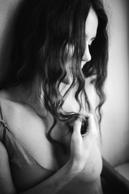 Sensual / Nude  Fotografie von Model Julischka ★4 | STRKNG