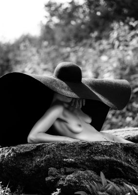 secret / Nude  photography by Photographer whatisart_photography ★3 | STRKNG