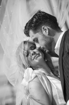Veil / Wedding  photography by Photographer Wenzel | STRKNG